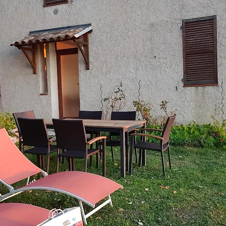 Vue An Der Cote D'azur Fuer 2-3 Personen Mit Gartenanteil *