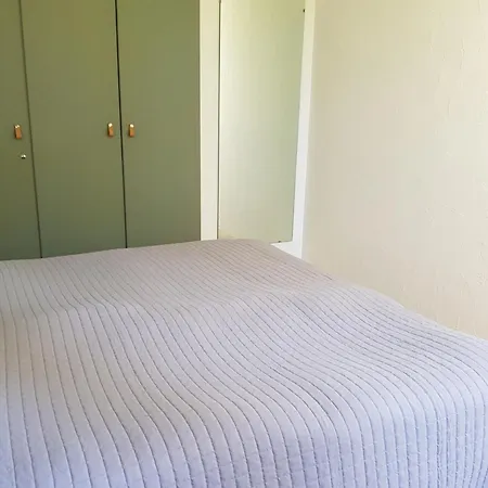 Apartment Vue An Der Cote D'azur Fuer 2-3 Personen Mit Gartenanteil Vence